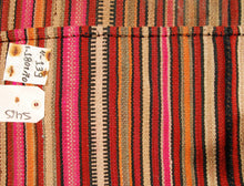 Lade das Bild in den Galerie-Viewer, Original Hand Made Rustic Kilim / Cicim 110x73 CM
