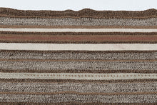 Lade das Bild in den Galerie-Viewer, Original Authentic Hand Made Rustic Kilim / Cicim 135x125 CM
