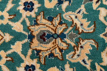 Lade das Bild in den Galerie-Viewer, Authentic original hand knotted carpet 210x195 CM
