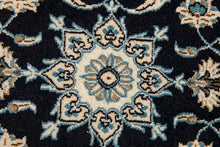 Lade das Bild in den Galerie-Viewer, Authentic original hand knotted carpet 145x70 CM
