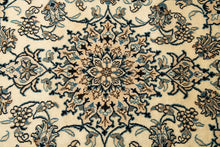 Carica l'immagine nel visualizzatore di Gallery, Authentic original hand knotted carpet 215x160 CM
