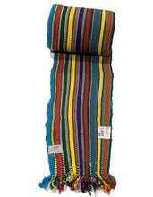 Lade das Bild in den Galerie-Viewer, Authentic original hand knotted Kilim / kelem / Cicim 1600x30 CM
