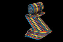Lade das Bild in den Galerie-Viewer, Authentic original hand knotted Kilim / kelem / Cicim 1600x30 CM
