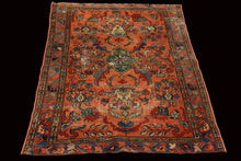 Carica l&#39;immagine nel visualizzatore di Gallery, VINTAGE Authentic original hand knotted carpet 130X105 CM
