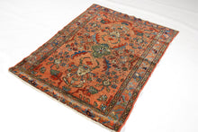 Carica l'immagine nel visualizzatore di Gallery, VINTAGE Authentic original hand knotted carpet 130X105 CM
