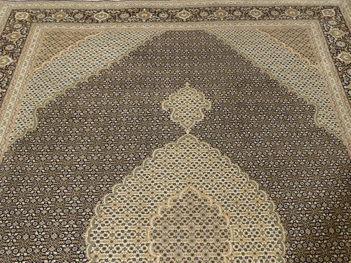 Authentic original hand knotted carpet 310x205 CM