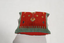 Lade das Bild in den Galerie-Viewer, Pillow Original Authentic Hand Made 40x40 CM
