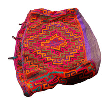 Lade das Bild in den Galerie-Viewer, Original Hand Made Rustic Kilim / Bisaccia / Sacco idratazione 112x54x80 CM
