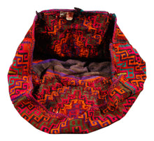 Lade das Bild in den Galerie-Viewer, Original Hand Made Rustic Kilim / Bisaccia / Sacco idratazione 112x54x80 CM
