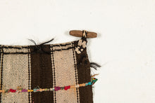 Carica l&#39;immagine nel visualizzatore di Gallery, Authentic original hand knotted carpet 170x130 CM
