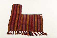 Lade das Bild in den Galerie-Viewer, Authentic original hand knotted carpet 110x55x65 CM

