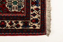 Lade das Bild in den Galerie-Viewer, Authentic original hand knotted carpet 205x205 CM
