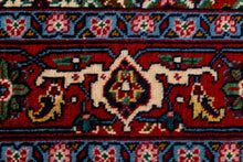 Load image into Gallery viewer, Authentic original hand knotted carpet 140x100 CM
