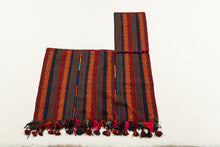 Lade das Bild in den Galerie-Viewer, Original Authentic Hand Made Rustic Kilim / Cicim 160x120 cm
