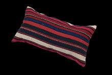 Carica l'immagine nel visualizzatore di Gallery, Original Authentic Hand Made Rustic Kilim / Cicim 75x40 cm
