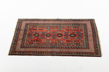 Carica l'immagine nel visualizzatore di Gallery, Authentic original hand knotted carpet 195x132 CM
