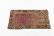 Lade das Bild in den Galerie-Viewer, Vintage Tappeto Carpet Tapis Teppich Alfombra Rug Tapiet 145x96 CM
