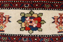 Lade das Bild in den Galerie-Viewer, Tappeto Carpet Tapis Teppich Alfombra Rug Tapiet (Hand Made) 175X132 CM 
