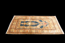 Carica l&#39;immagine nel visualizzatore di Gallery, Tappeto Carpet Tapis Teppich Alfombra Rug Tapiet 145x82 CM 
