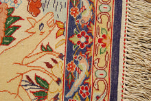 Carica l&#39;immagine nel visualizzatore di Gallery, Authentic original hand knotted carpet 60x45 CM 80% Wool 20% Silk
