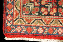 Load image into Gallery viewer, Vintage Authentic original hand knotted carpet 320x216 CM
