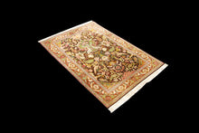 Load image into Gallery viewer, 150x103 CM Tappeto Pregiato Tabriz Extra Fine
