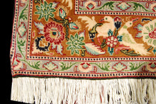 Carica l&#39;immagine nel visualizzatore di Gallery, 150x103 CM Tappeto Pregiato Tabriz Extra Fine
