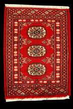 Carica l'immagine nel visualizzatore di Gallery, Kashmir Wool Carpet CM 65x50 Pakistan Rugs
