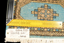 Carica l'immagine nel visualizzatore di Gallery, Kashmir Wool Carpet CM 60x45 Pakistan Rugs
