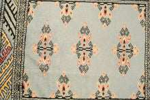 Lade das Bild in den Galerie-Viewer, Kashmir Wool Carpet CM 60x45 Pakistan Rugs
