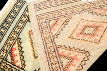 Load image into Gallery viewer, Kashmir Wool Carpet CM 60x34 Pakistan Rugs
