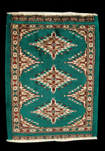 Lade das Bild in den Galerie-Viewer, Kashmir Wool Carpet CM 60x45 Pakistan Rugs
