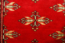 Lade das Bild in den Galerie-Viewer, Hand knotted carpet Kashmir / Chashmire  - 60X45 CM
