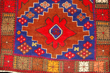 Carica l'immagine nel visualizzatore di Gallery, Genuine, Original Pure Wool Rug Rustic Handmad Carpet CM 140x93
