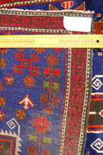 Lade das Bild in den Galerie-Viewer, Genuine, Original Pure Wool Rug Rustic Handmad Carpet CM 142x85
