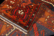 Lade das Bild in den Galerie-Viewer, Genuine, Original Pure Wool Rug Rustic Handmad Carpet CM 137x74
