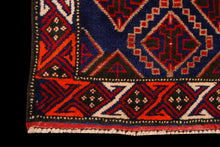 Carica l&#39;immagine nel visualizzatore di Gallery, Genuine, Original Pure Wool Rug Rustic Handmad Carpet CM 153x90
