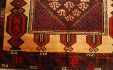 Carica l'immagine nel visualizzatore di Gallery, Genuine, Original Pure Wool Rug Rustic Handmad Carpet CM 199x108
