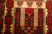 Carica l'immagine nel visualizzatore di Gallery, Genuine, Original Pure Wool Rug Rustic Handmad Carpet CM 199x108
