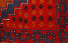 Lade das Bild in den Galerie-Viewer, Genuine, Original Pure Wool Rug Rustic Handmad Carpet CM 186x114
