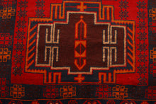 Carica l'immagine nel visualizzatore di Gallery, Genuine, Original Pure Wool Rug Rustic Handmad Carpet CM 197x109
