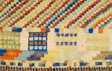 Load image into Gallery viewer, TAIMANY Original Pure Wool Rug / Modern Handmad Carpet 180X119 CM
