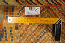 Lade das Bild in den Galerie-Viewer, TAIMANY Original Pure Wool Rug / Modern Handmad Carpet 180X119 CM
