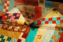 Carica l'immagine nel visualizzatore di Gallery, TAIMANY Original Pure Wool Rug / Modern Handmad Carpet 180x120 CM
