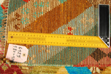 Carica l'immagine nel visualizzatore di Gallery, TAIMANY Original Pure Wool Rug / Modern Handmad Carpet 180x120 CM

