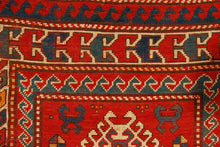 Lade das Bild in den Galerie-Viewer, Hand made Antique Kazak / Shirvan Caucasic Carpets CM 205x105
