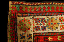 Carica l'immagine nel visualizzatore di Gallery, Hand made Antique Kazak / Shirvan Caucasic Carpets CM 275x110

