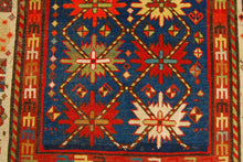 Carica l&#39;immagine nel visualizzatore di Gallery, Hand made Antique Kazak / Shirvan Caucasic Carpets CM 275x110
