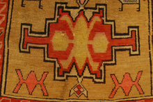 Carica l&#39;immagine nel visualizzatore di Gallery, CM 280x113 Hand made Antique Serab Caucasic Carpets 
