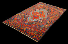 Lade das Bild in den Galerie-Viewer, Tappeto Antico Baktiari Misura 208x138 CM

